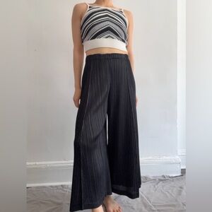 Knit Black and White Cropped Tank Top